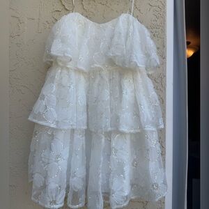 Elegant White Layered  Dress